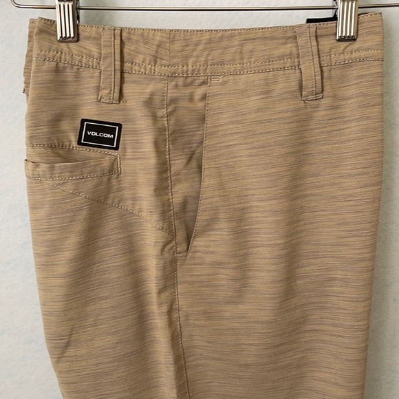 Volcom Khaki Multi-Color Textured Hybrid Shorts - Picture 2 of 12